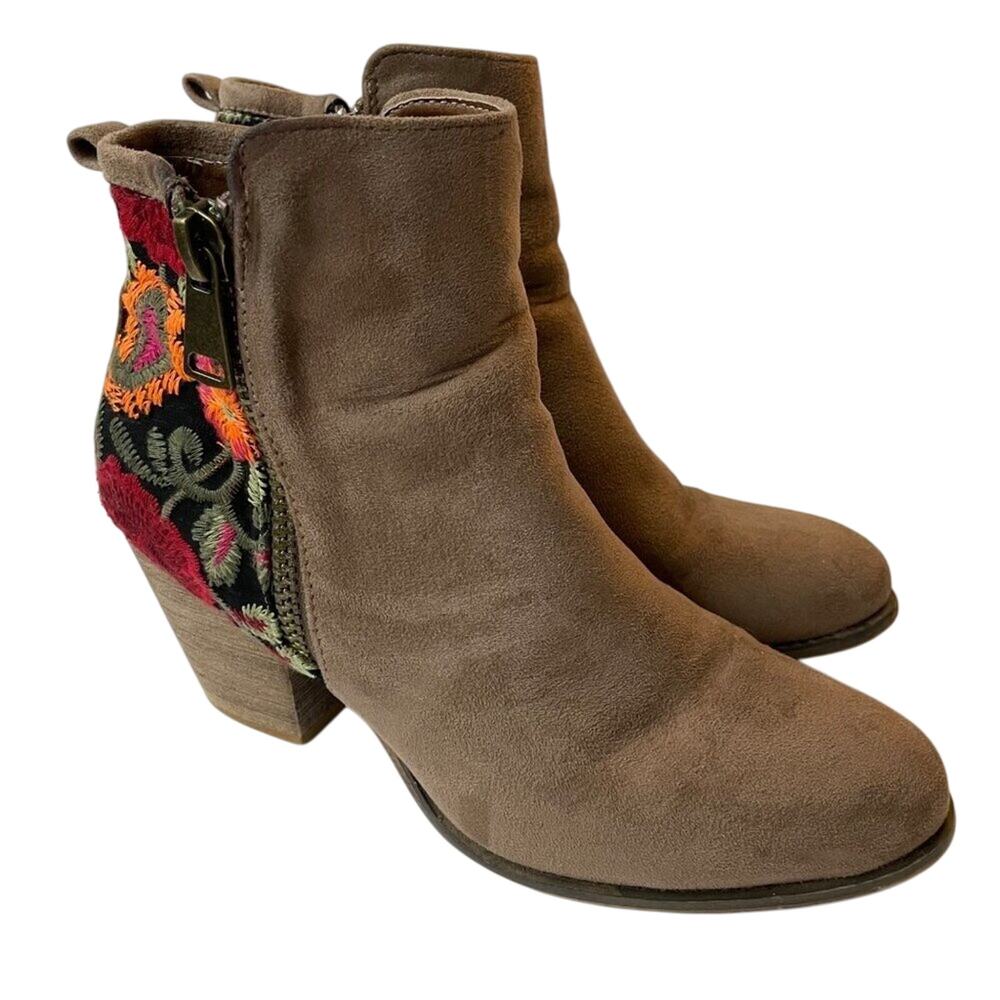 Tiara Mika-05 Floral & Paisley Embroidered Ankle Boots Size 8.5
